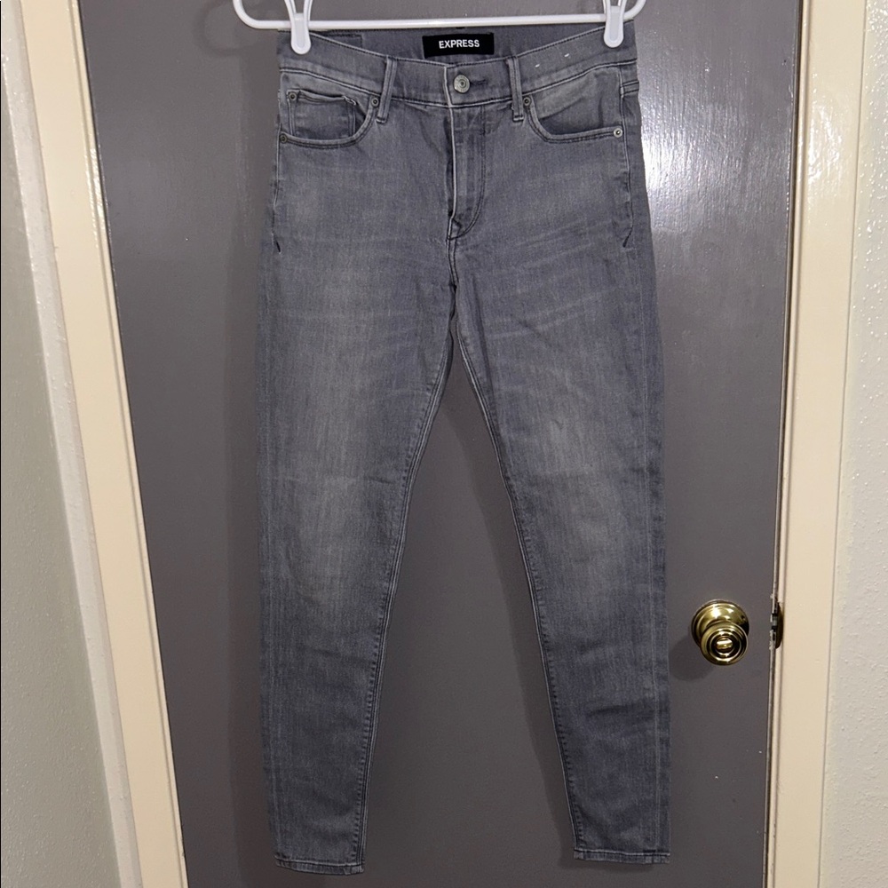 Express Women's Grey Skinny Jeans - Faded Mid Gray Size 4
